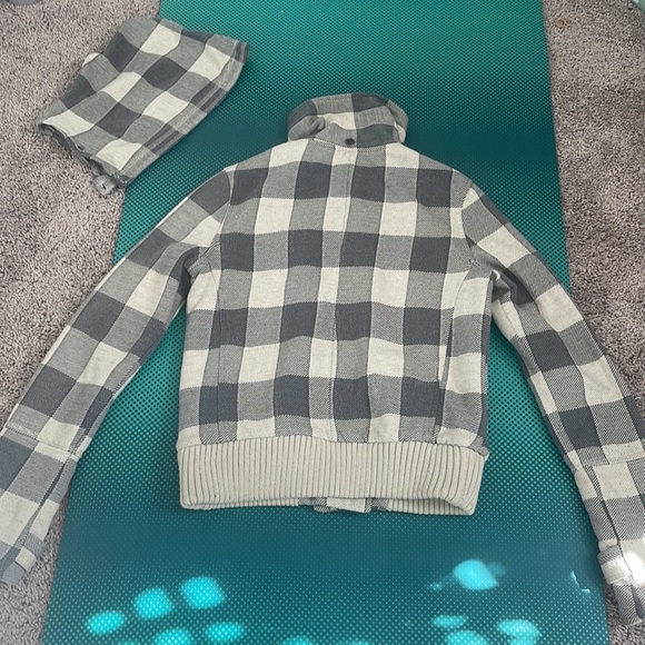Early 2000s Hurley Plaid insulated jacket with removable hood SMALL - Picture 4 of 10